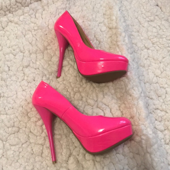 hot pink heels near me